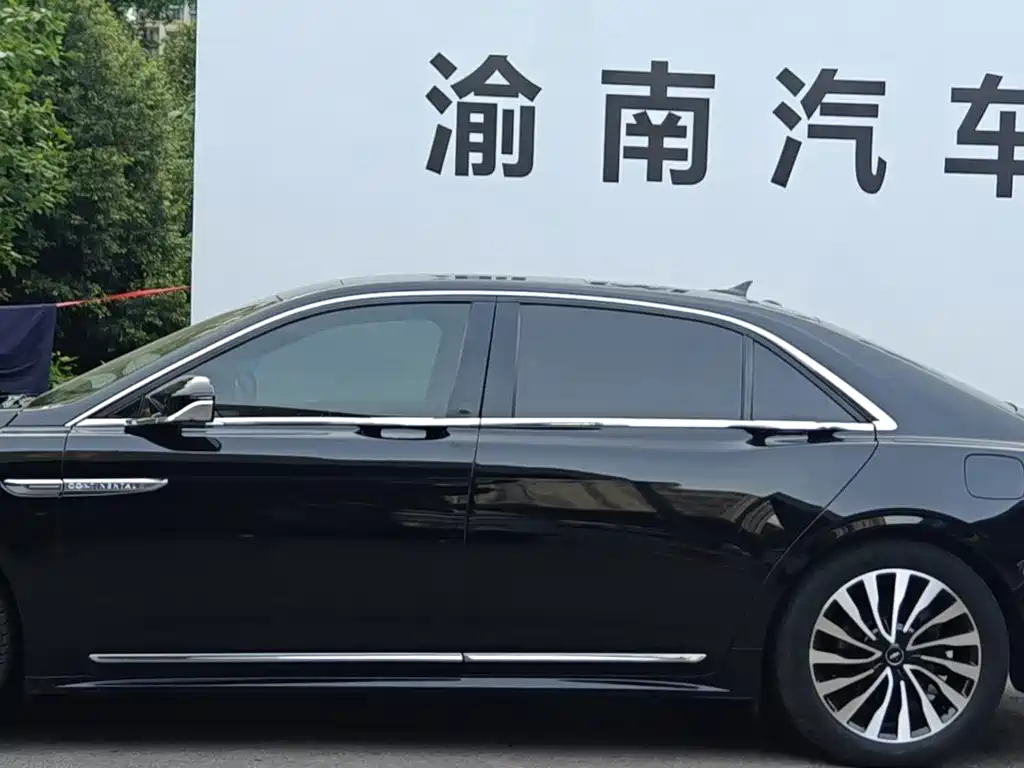 Lincoln Continental — миниатюра 6