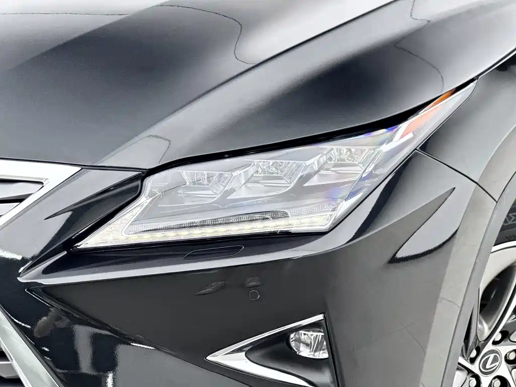 Lexus RX — миниатюра 11