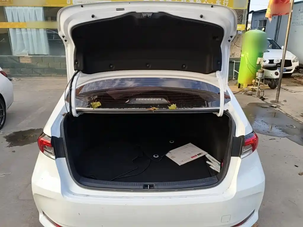 Toyota Corolla — миниатюра 19