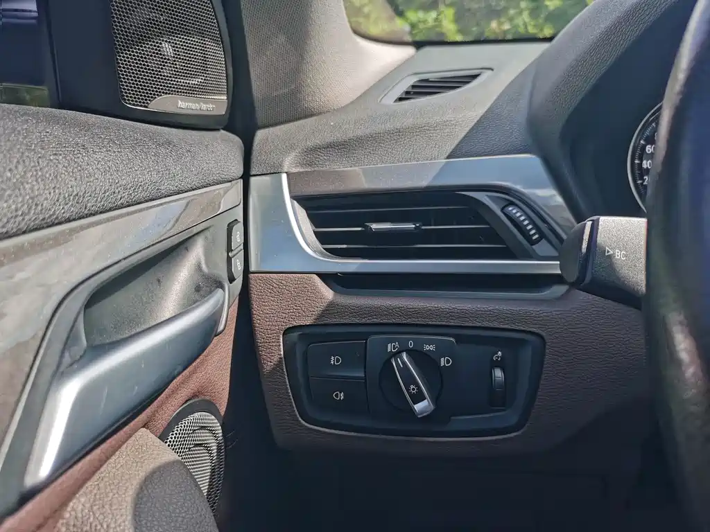BMW X1 — миниатюра 20