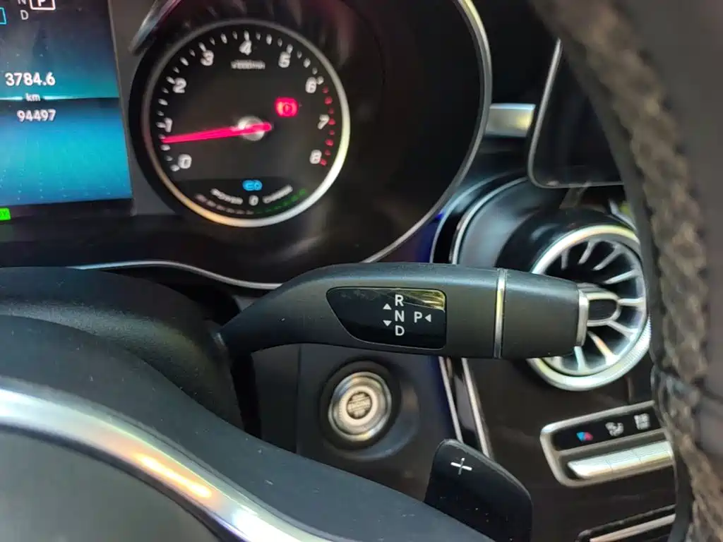 Mercedes-Benz C-Class — миниатюра 14