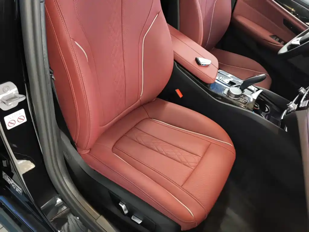 BMW 5 Series — миниатюра 25