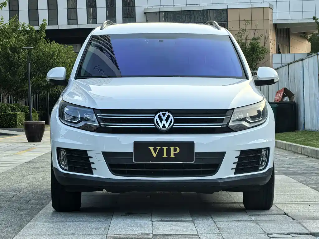 Volkswagen Tiguan — миниатюра 2