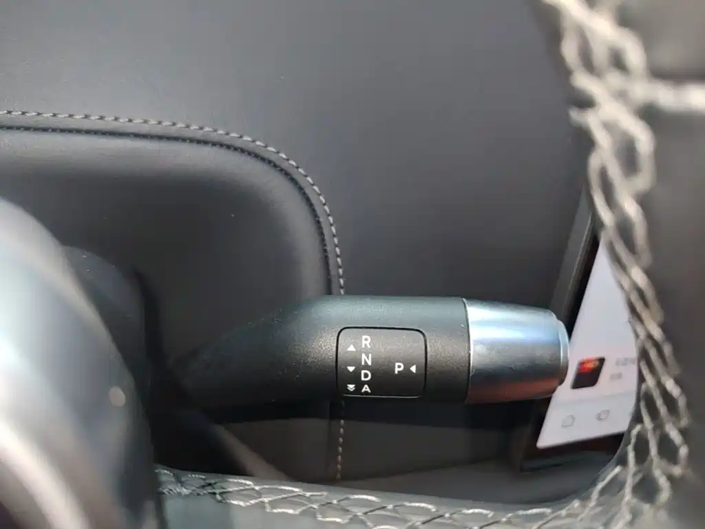 Li Auto Li L8 — миниатюра 14