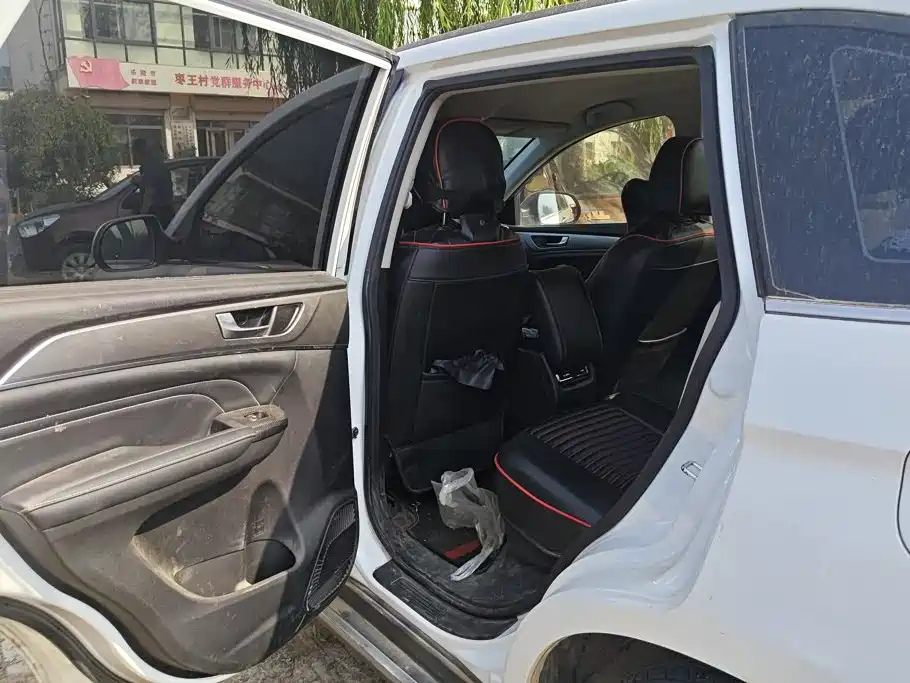 Haval M6 — миниатюра 11