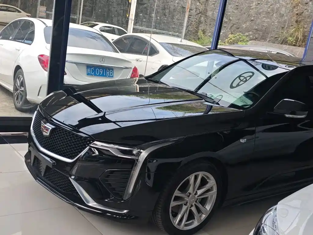Cadillac CT4 — миниатюра 2