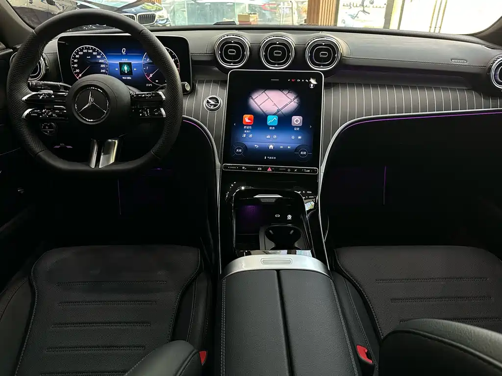Mercedes-Benz C-Class — миниатюра 11