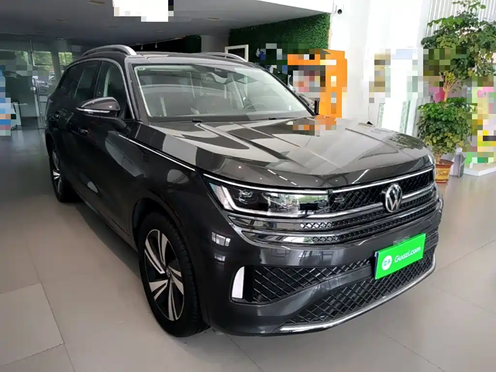 Volkswagen Tavendor 2023 380TSI R-Line