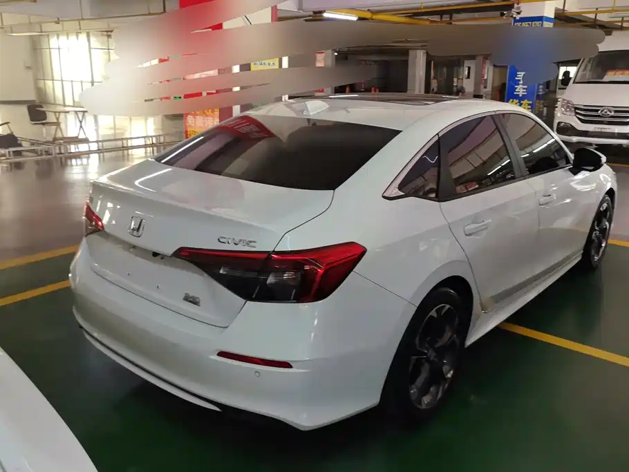 Honda Civic — миниатюра 3