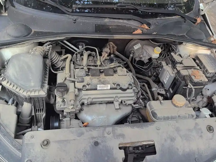 Baojun 310W — миниатюра 10