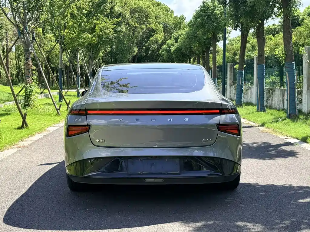 XPeng P7 — миниатюра 5