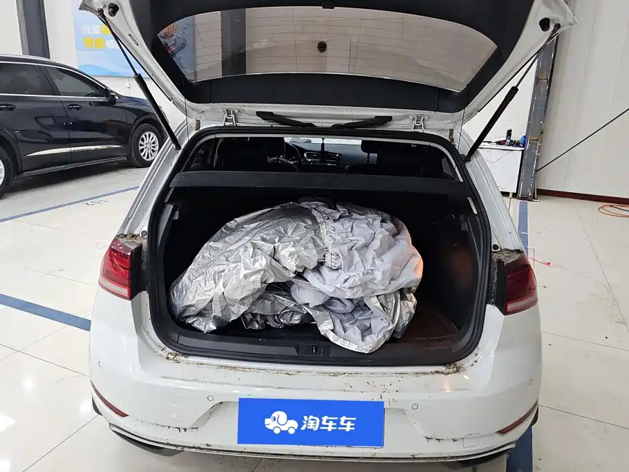Volkswagen Golf — миниатюра 4