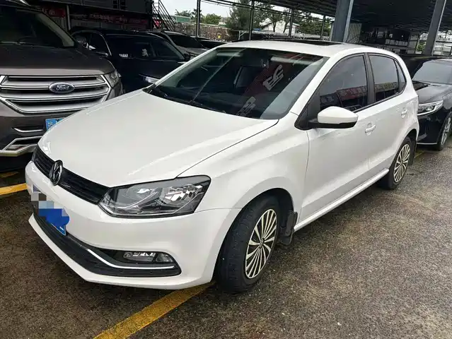 VOLKSWAGEN POLO 2017
