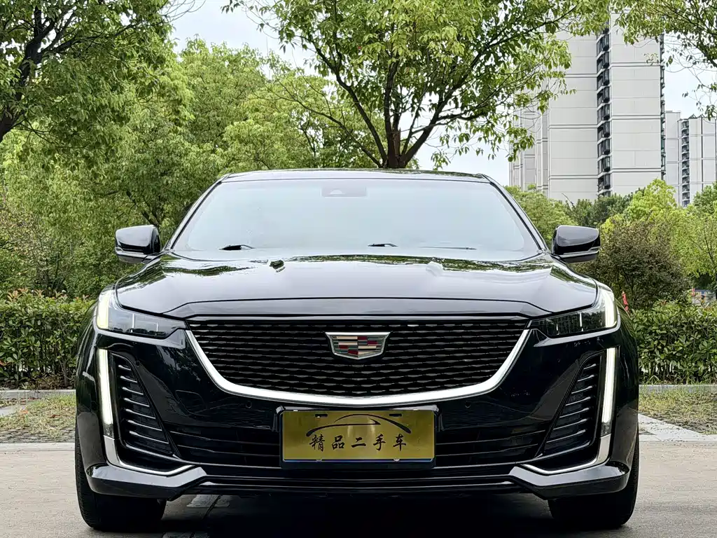 Cadillac CT5 — миниатюра 2