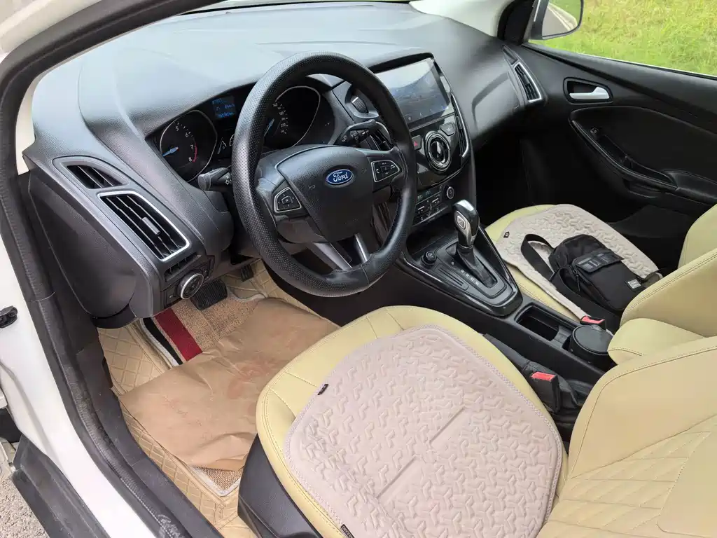 Ford Focus — миниатюра 4