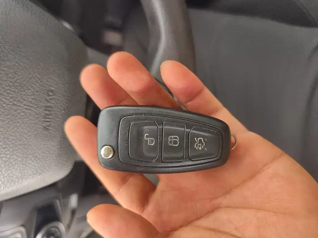 Ford Focus — миниатюра 12