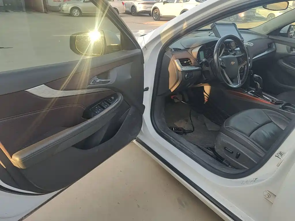 Chevrolet Malibu — миниатюра 16
