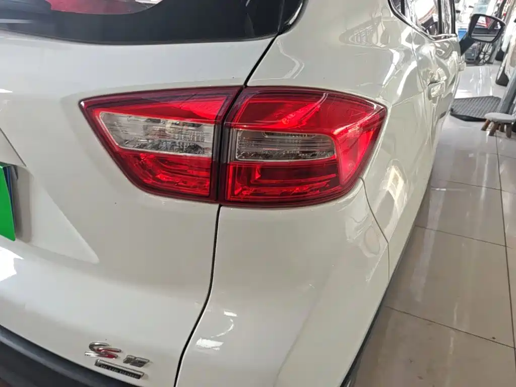 Changan CS15 — миниатюра 8