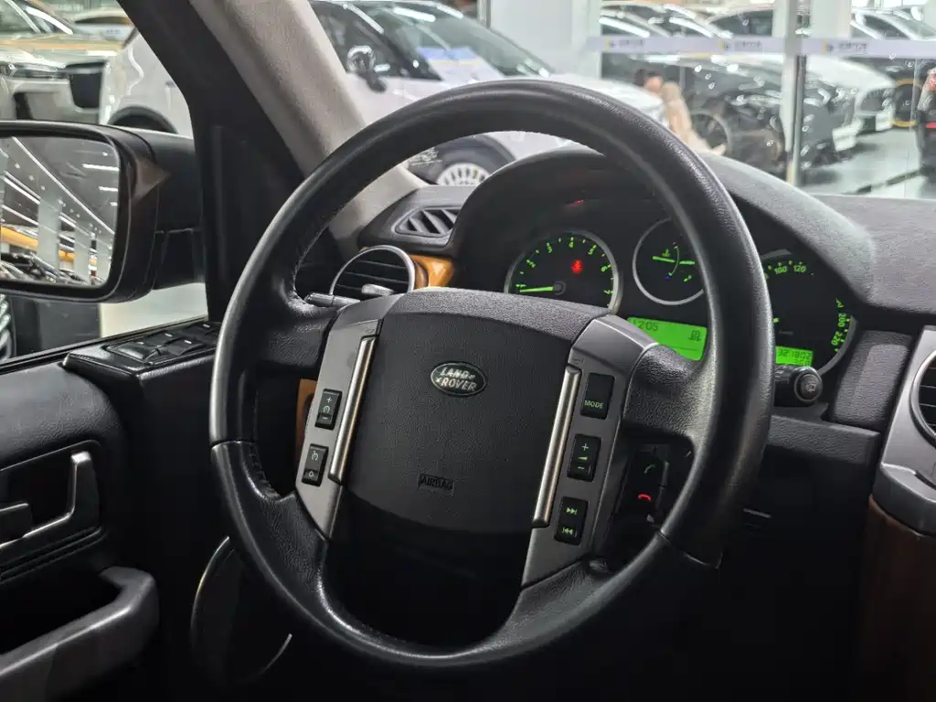 Land Rover Discovery — миниатюра 4
