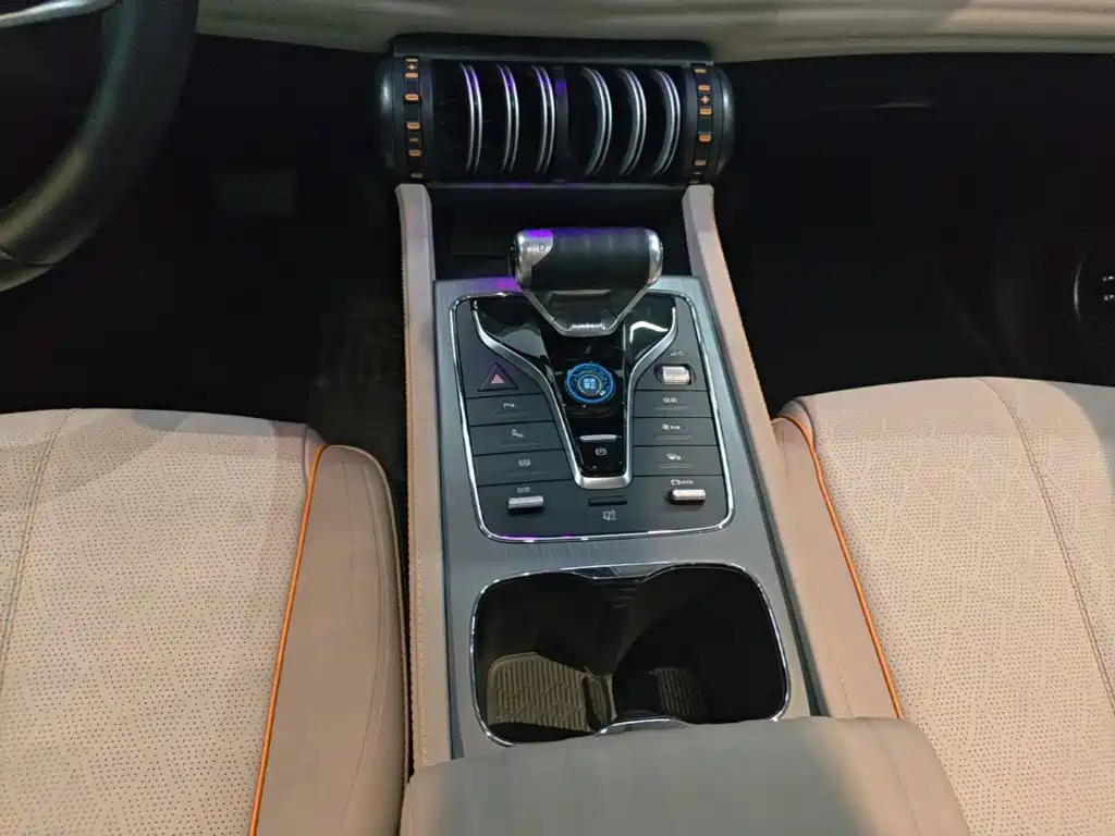 BYD Yuan Plus — миниатюра 14