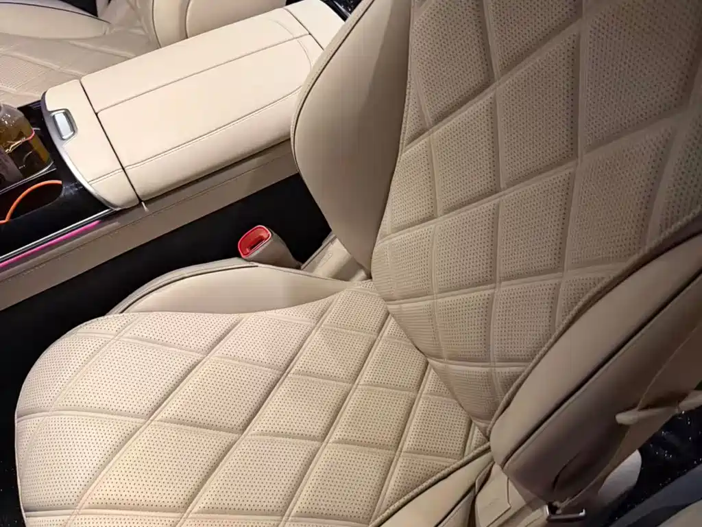 Mercedes-Benz S-Class — миниатюра 7