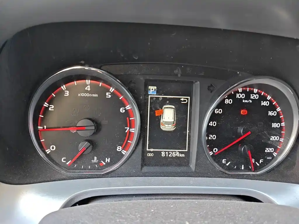 Toyota RAV4 — миниатюра 14