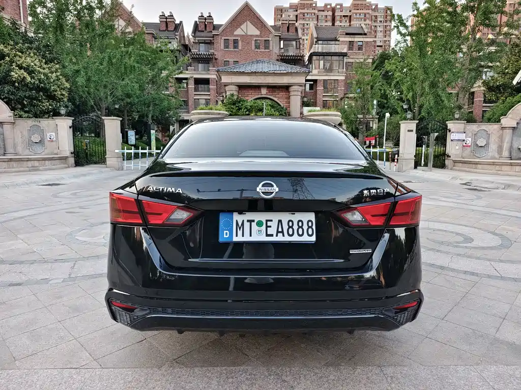 Nissan Teana — миниатюра 8