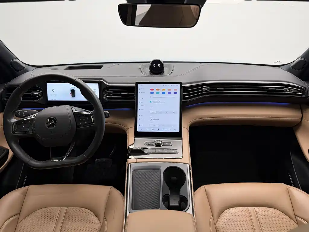 NIO ES6 — миниатюра 11