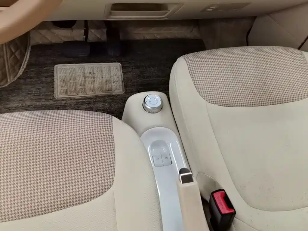 Wuling MINIEV — миниатюра 14