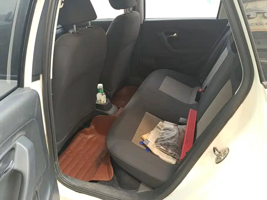 Volkswagen Polo — миниатюра 11