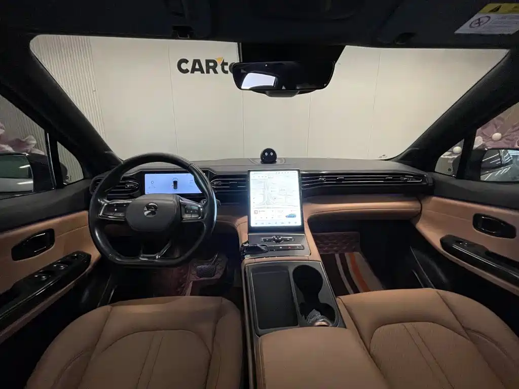 NIO ES6 — миниатюра 13