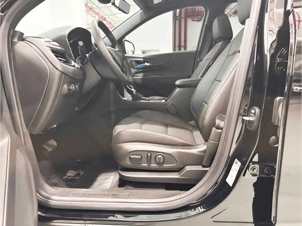 Chevrolet Equinox — миниатюра 12
