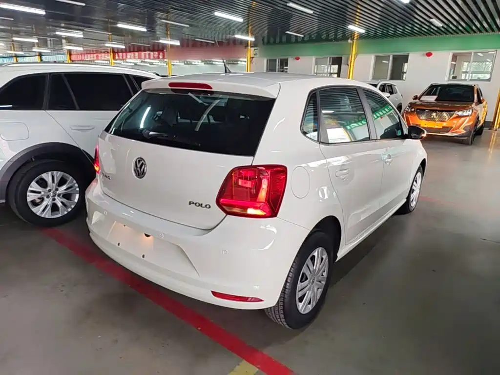 Volkswagen Polo — миниатюра 7