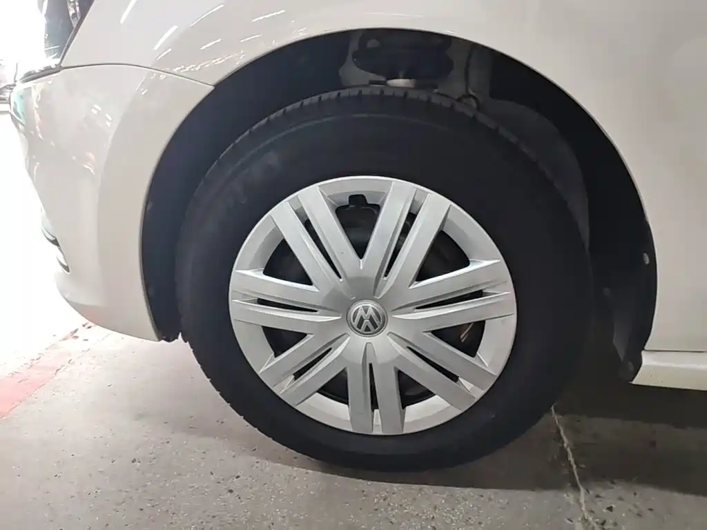 Volkswagen Polo — миниатюра 23