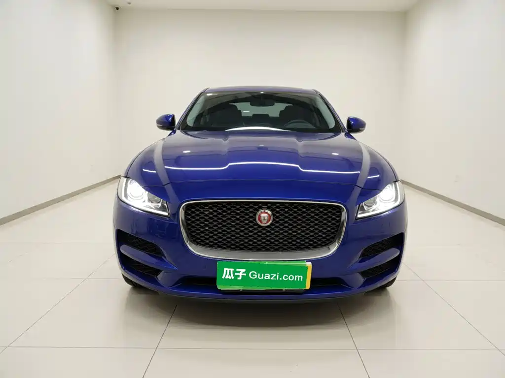 Jaguar F-Pace 2020 2.0T Premium