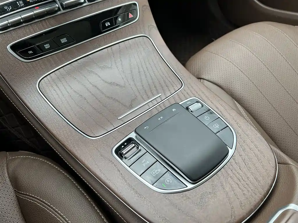 Mercedes-Benz E-Class E 2023 E 300 L Luxury