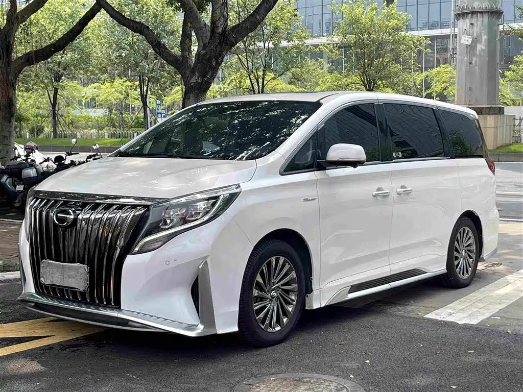 GAC M8