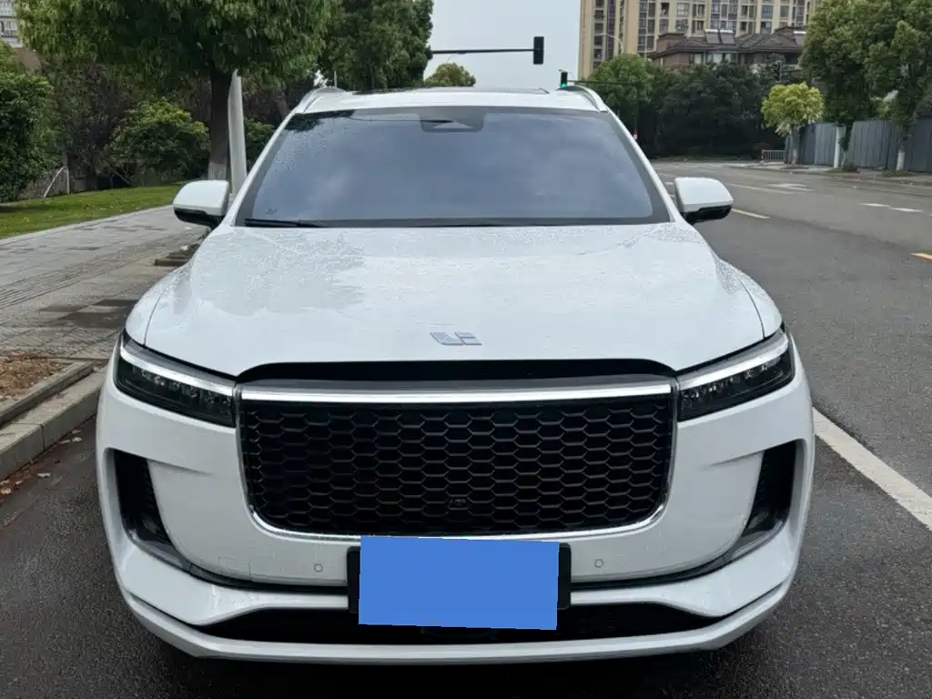 Li Auto ONE 2021 6 мест