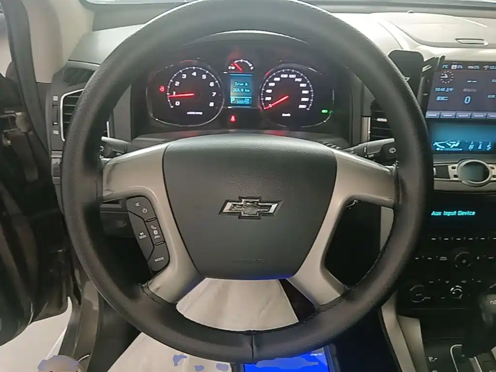 Chevrolet Captiva — миниатюра 11