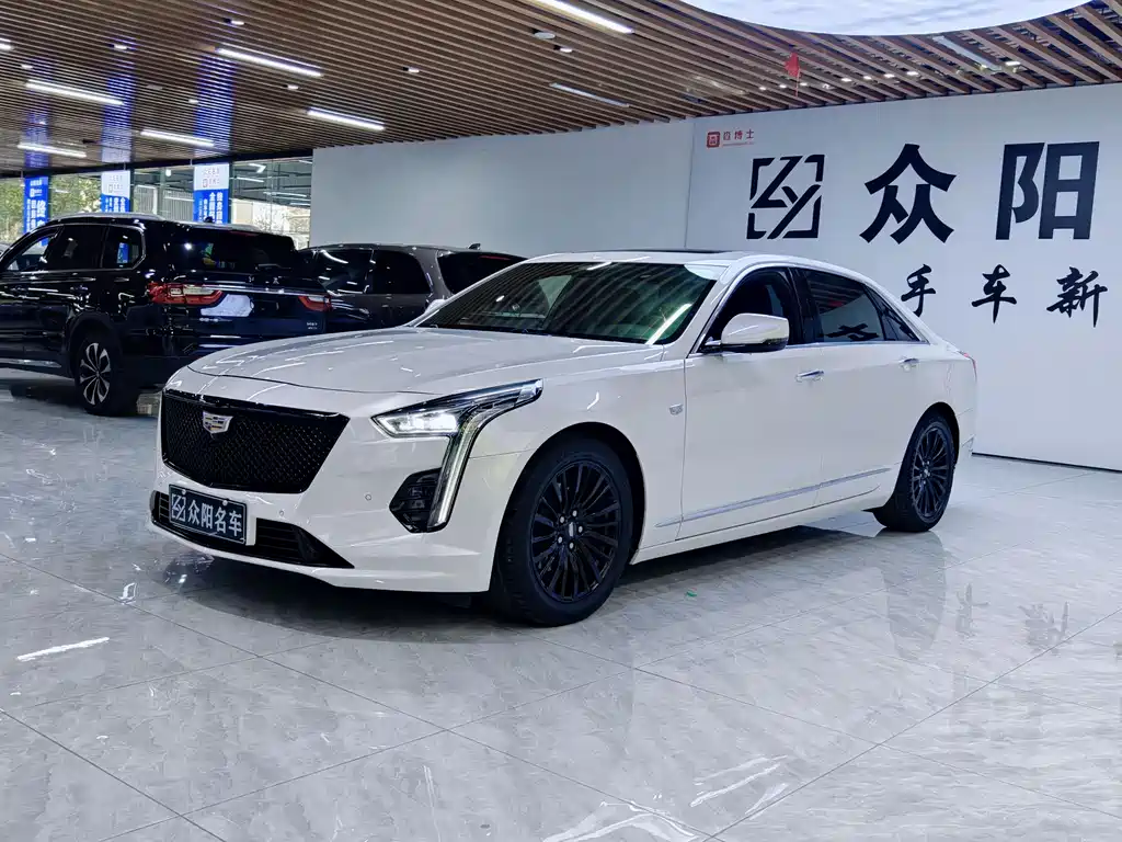 CADILLAC CT6