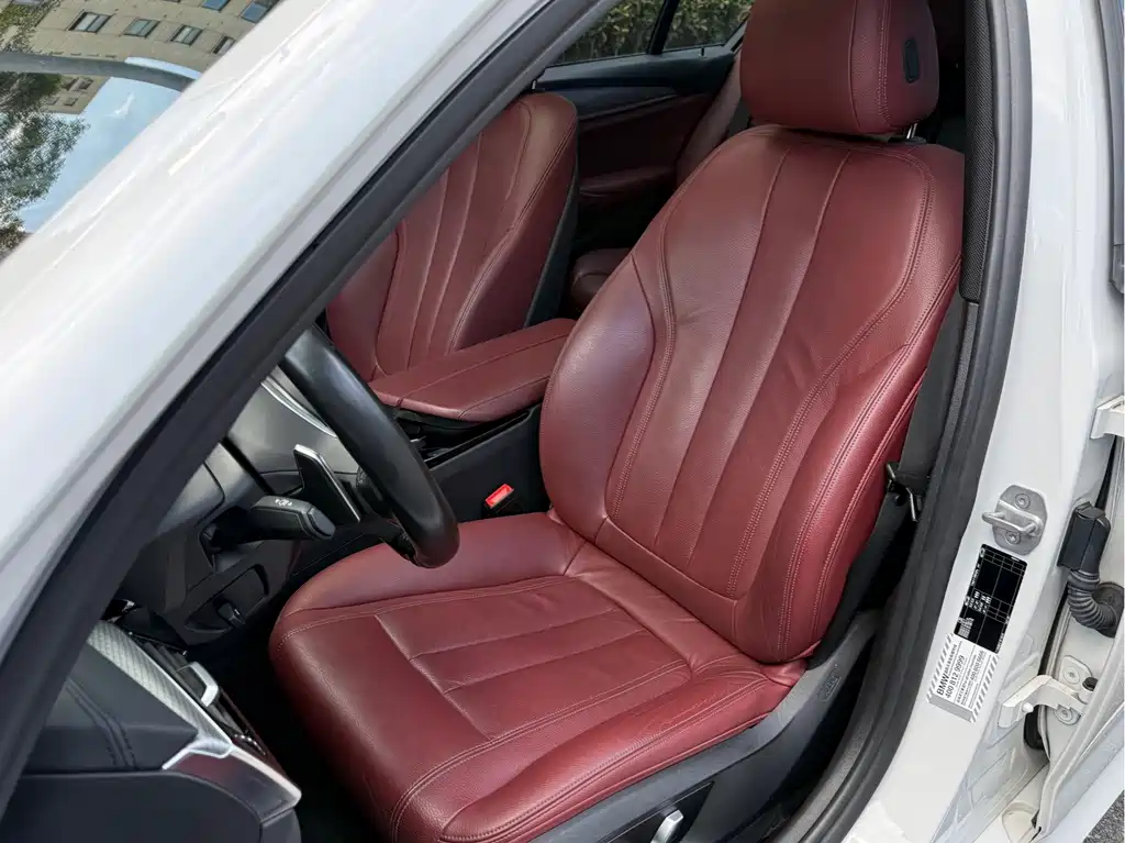 BMW 5 Series — миниатюра 5