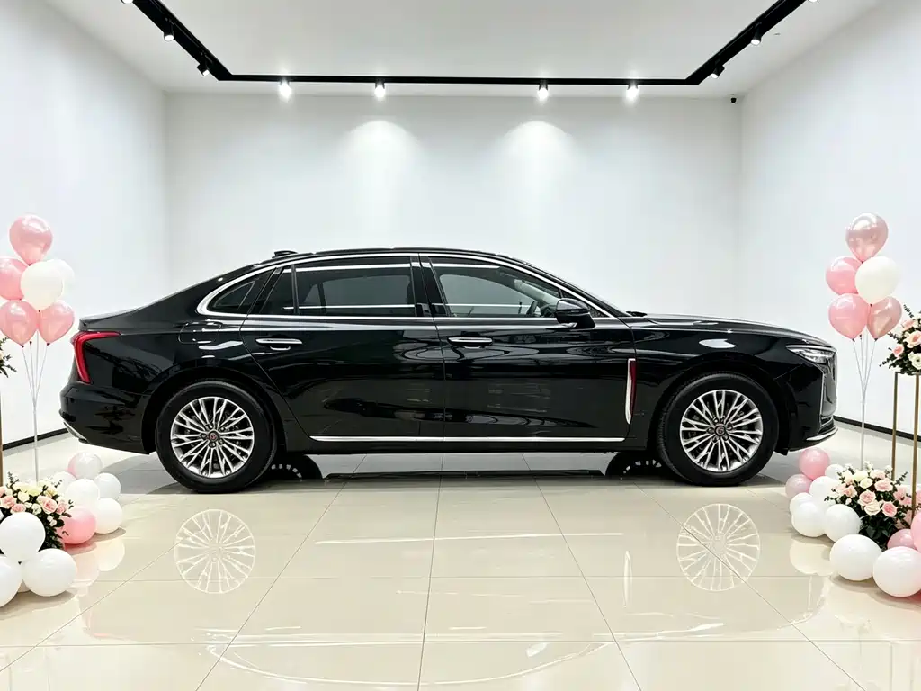 Hongqi Hongqi H5 — миниатюра 9