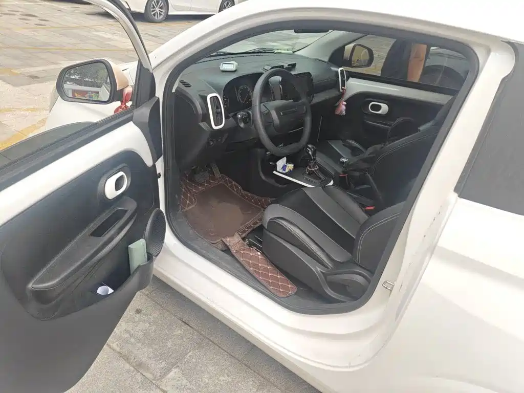 Roewe Clever — миниатюра 13