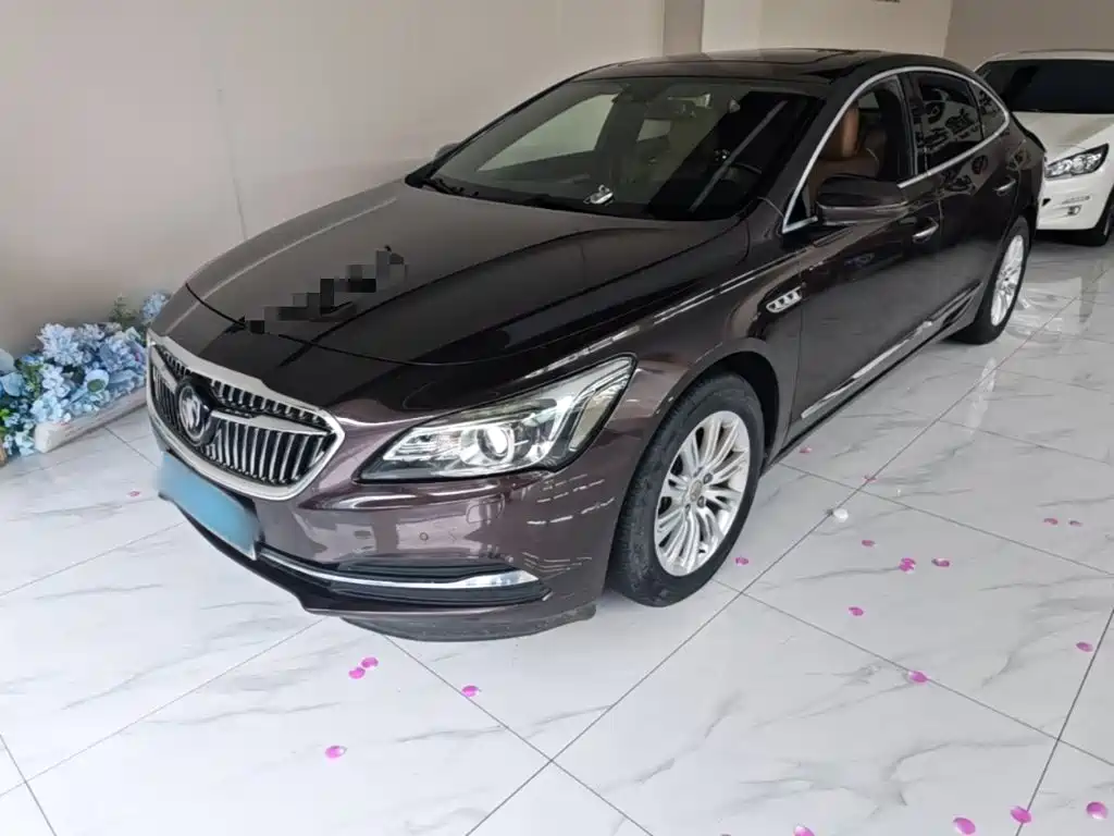 Buick LaCrosse — миниатюра 2