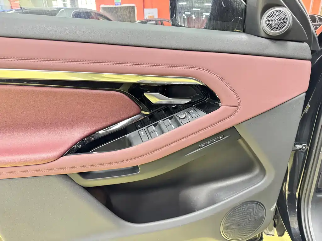 LAND ROVER RANGE ROVER AURORA NEW ENERGY