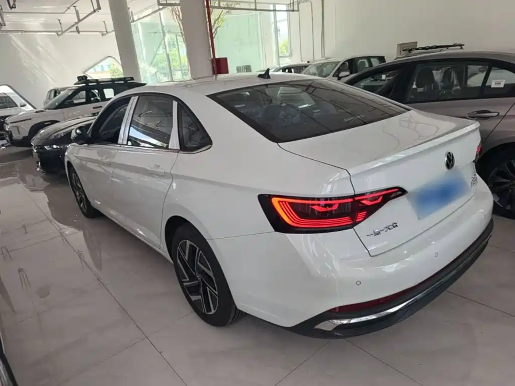 Volkswagen Sagitar — миниатюра 23