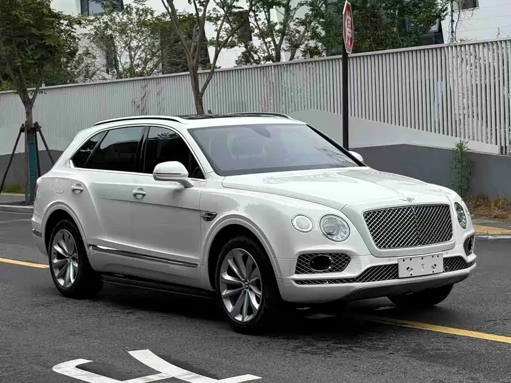 Bentley Bentayga — миниатюра 3