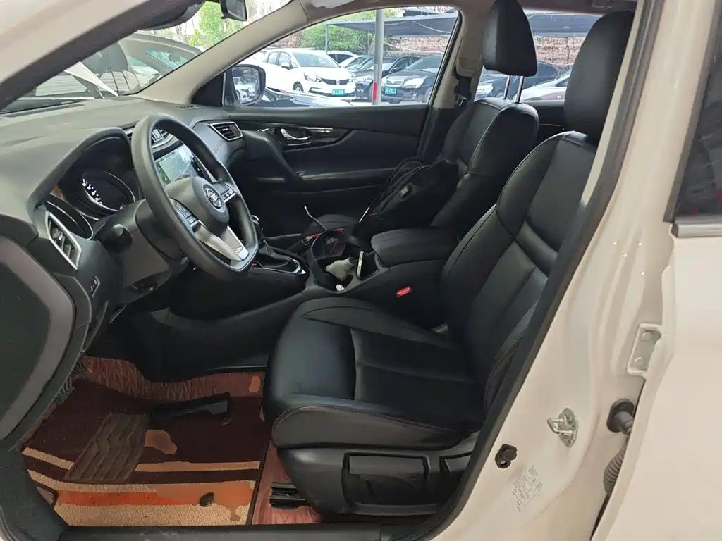 Nissan Qashqai — миниатюра 15