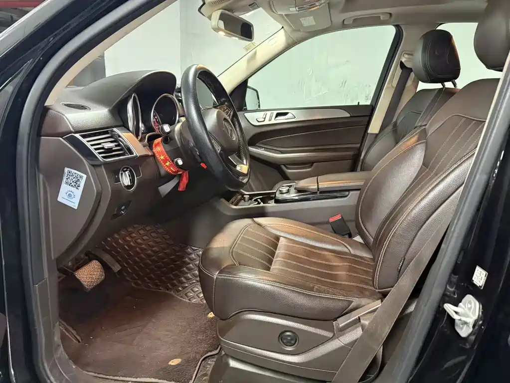 Mercedes-Benz GLE (Import) — миниатюра 5
