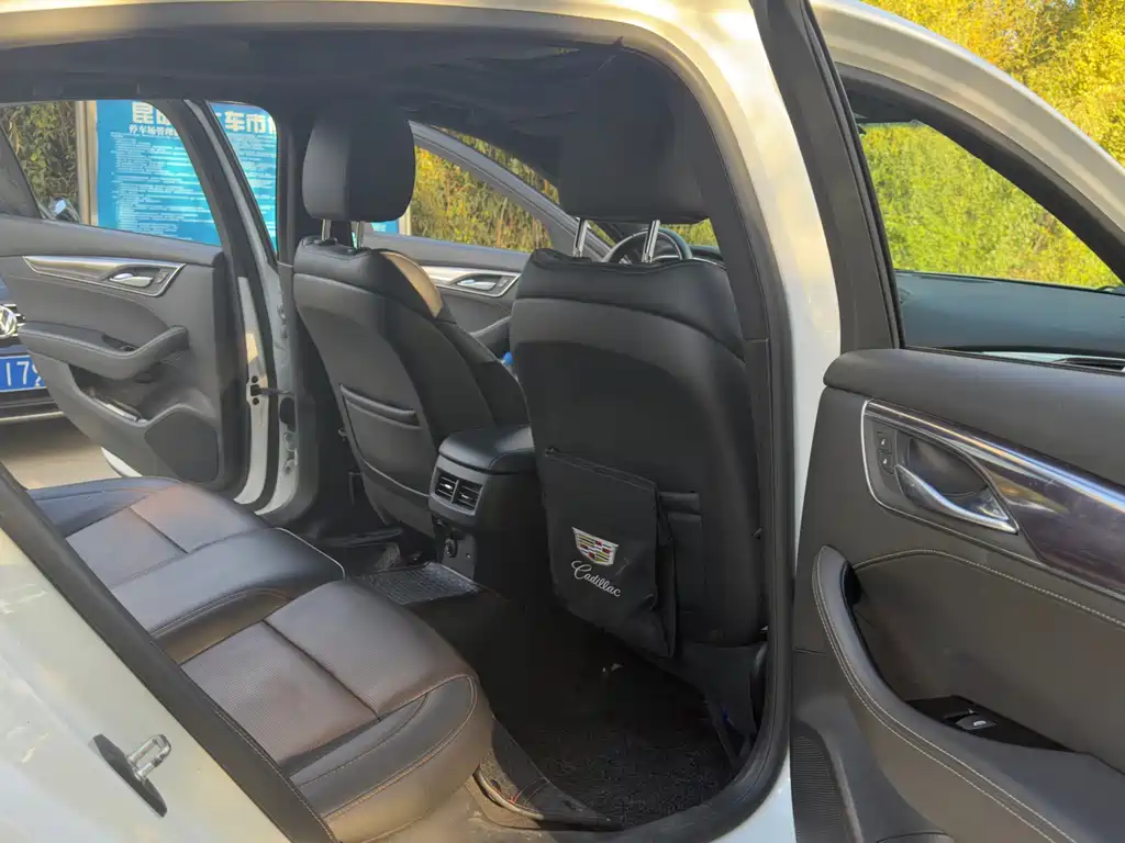 Cadillac CT5 — миниатюра 16